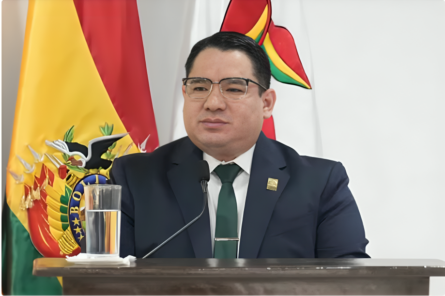 EE. UU. sorprende con revocación de visas a funcionarios de Latinoamérica