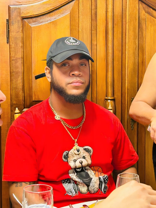 Joven de Puerto Plata es encontrado en su apartamento en Suiza de la peor manera