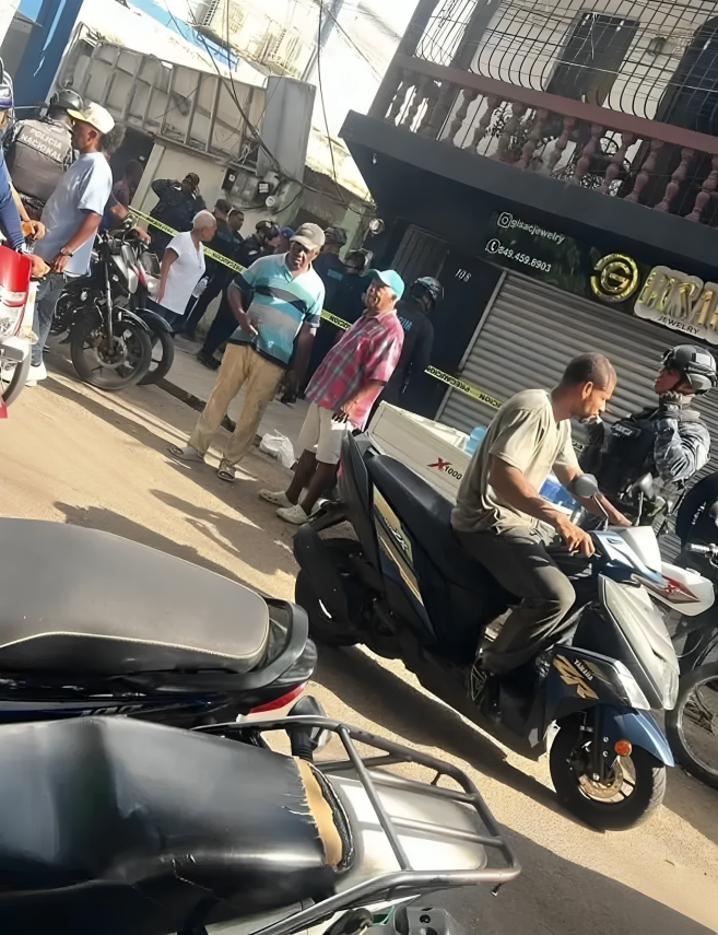 Reportan incidente en joyería de Villa Juana; autoridades investigan