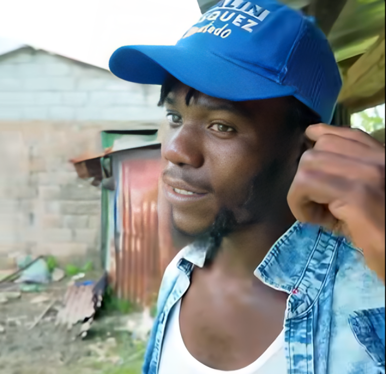 Haitiano sorprende al defender a Barbecue y enviar mensaje a Bukele