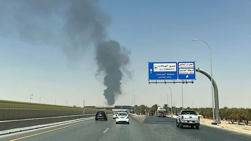 Ataque al aeropuerto de Riad en Arabia Saudita deja más de 300 afectados