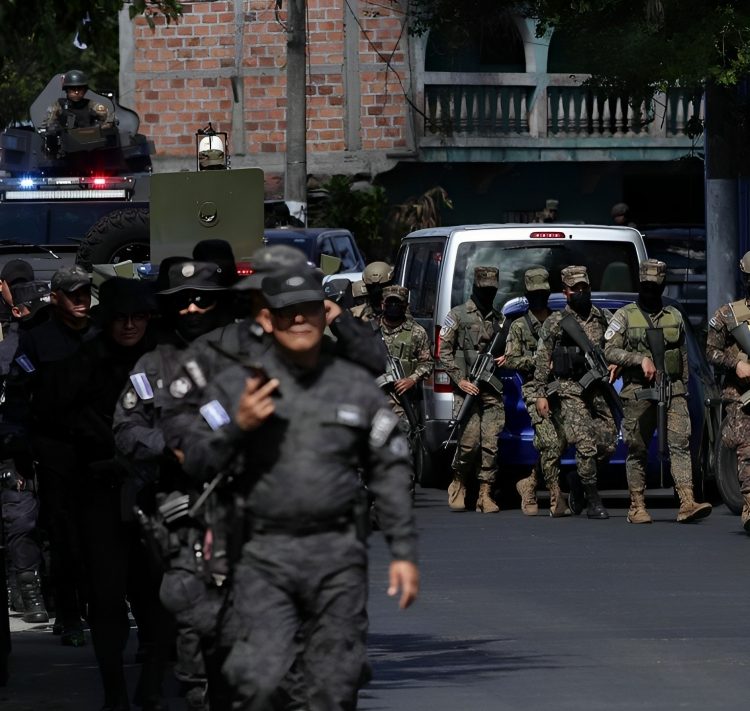 Choques entre soldados salvadoreños y bandas generan tensión en Haití 3 Choques entre soldados salvadoreños y bandas generan tensión en Haití
