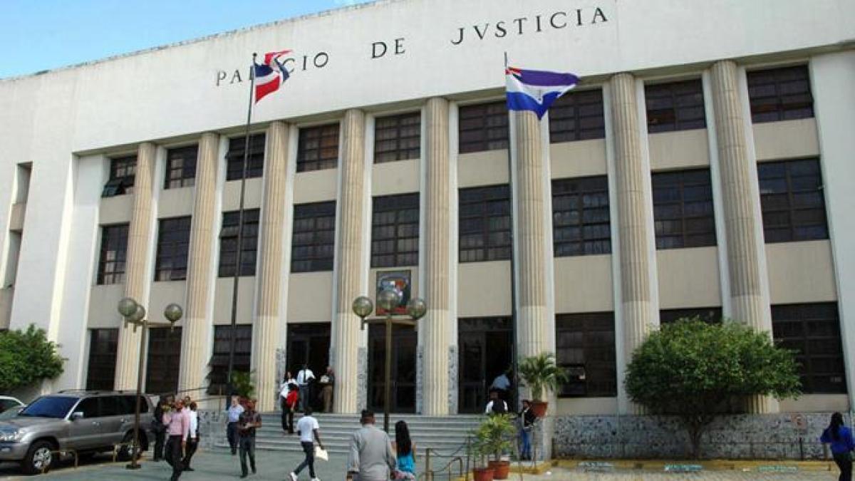 Nuevo giro favorece a Santiago Matías en caso con Manolo Ozuna 3 Nuevo giro favorece a Santiago Matías en caso con Manolo Ozuna