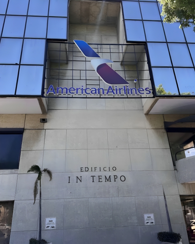 American Airlines habría cerrado oficina de reservas en Santo Domingo