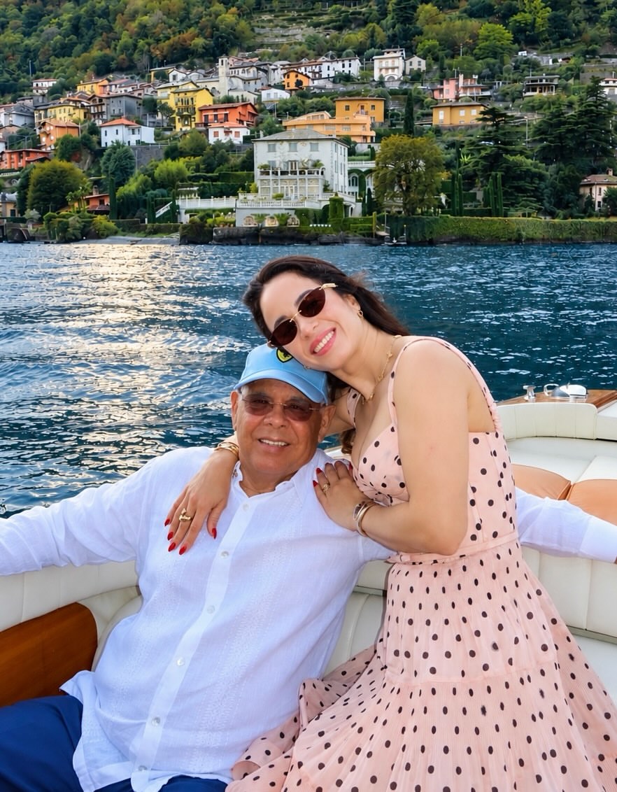 La reacción de Gómez Díaz ante las constantes fotos de su esposa Alis Custodio 1 La reacción de Gómez Díaz ante las constantes fotos de su esposa Alis Custodio