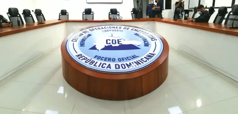 Vaguada mantiene las lluvias en Santo Domingo y amplían las alertas 2 Vaguada mantiene las lluvias en Santo Domingo y amplían las alertas