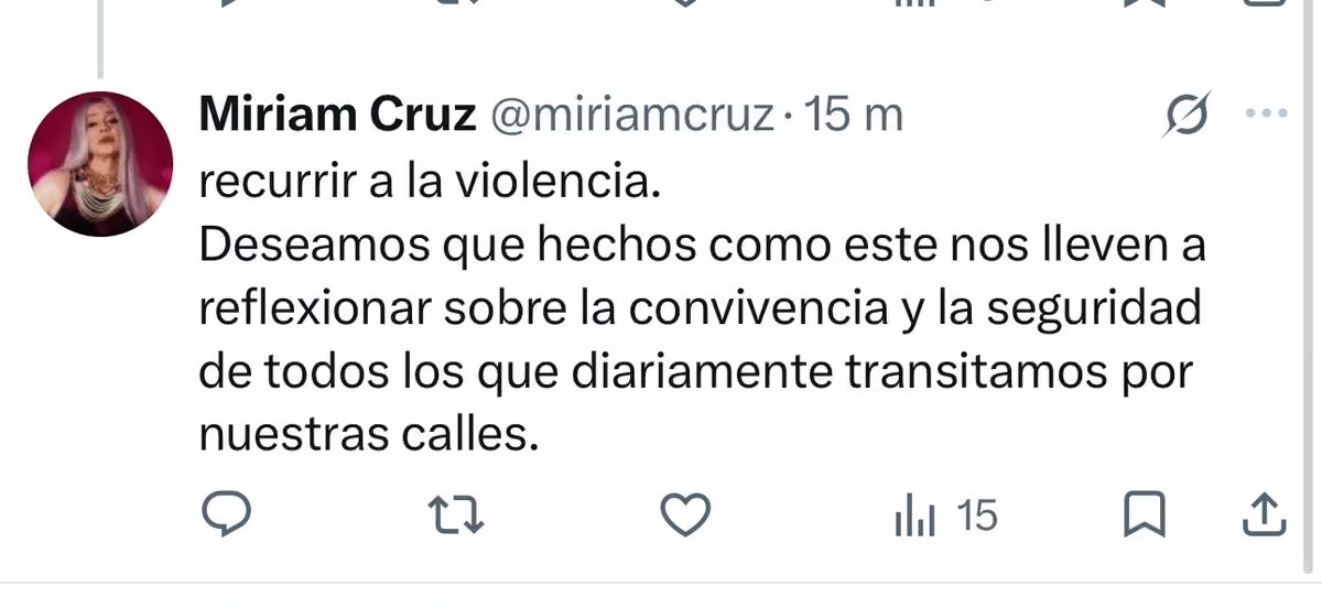 Miriam Cruz vive inesperado momento en plena vía con un motorista