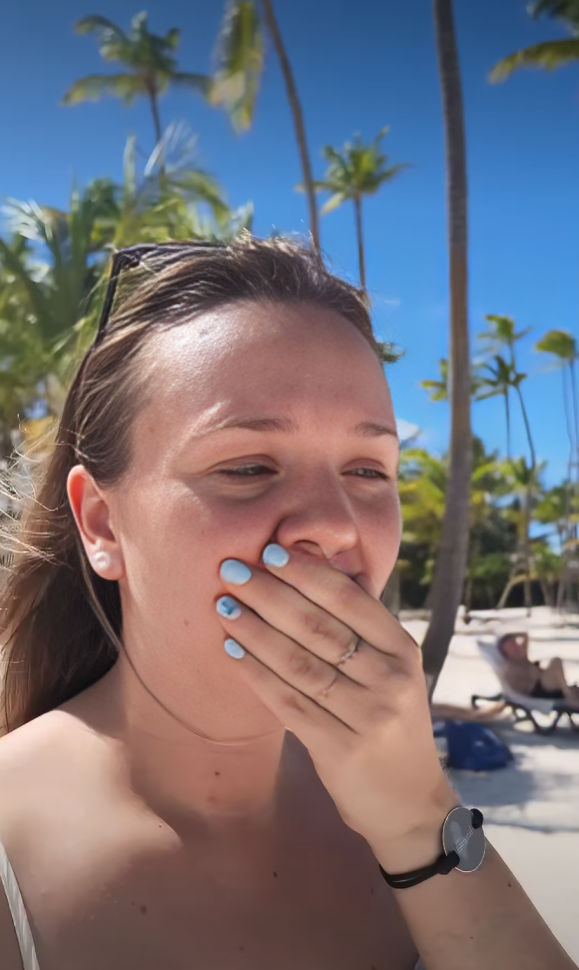 La reacción de una extranjera al descubrir una playa dominicana por primera vez 1 La reacción de una extranjera al descubrir una playa dominicana por primera vez