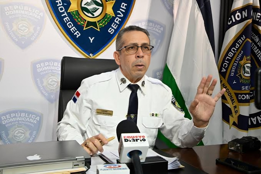 Sargento de la Policía es atacado durante un asalto en Santo Domingo Norte