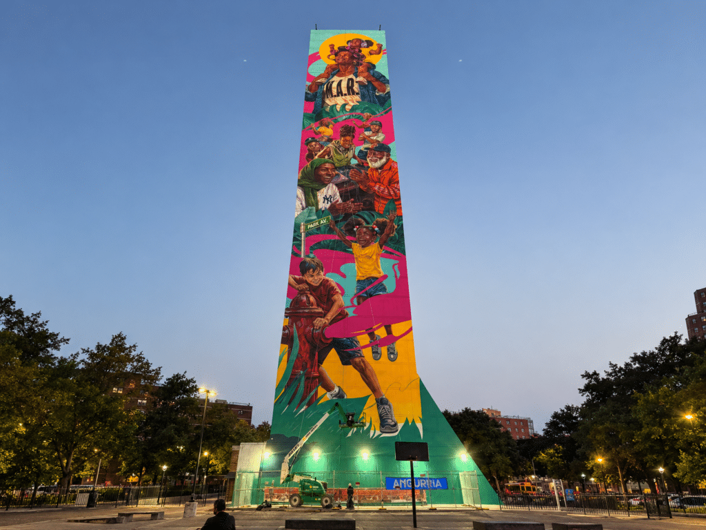 Dominicano hace historia en el Bronx con el mural más alto de EE. UU. 6 Dominicano hace historia en el Bronx con el mural más alto de EE. UU.