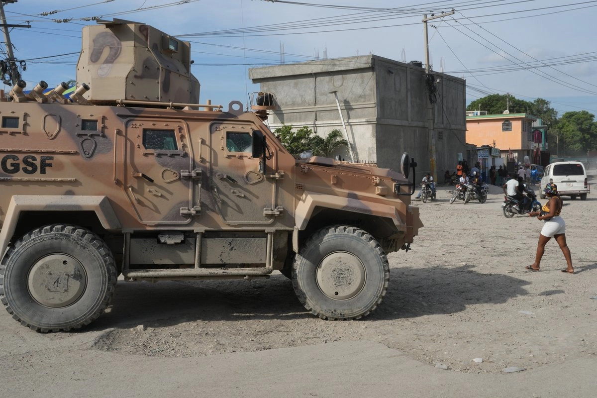Exembajador haitiano advierte sobre posible llegada de pandillas a RD 2 Exembajador haitiano advierte sobre posible llegada de pandillas a RD